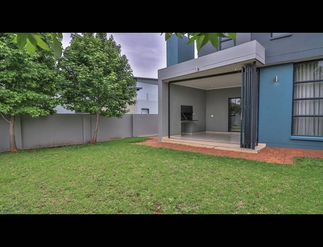 3 BEDROOM HOUSE FOR SALE IN MIDSTREAM MEADOWS